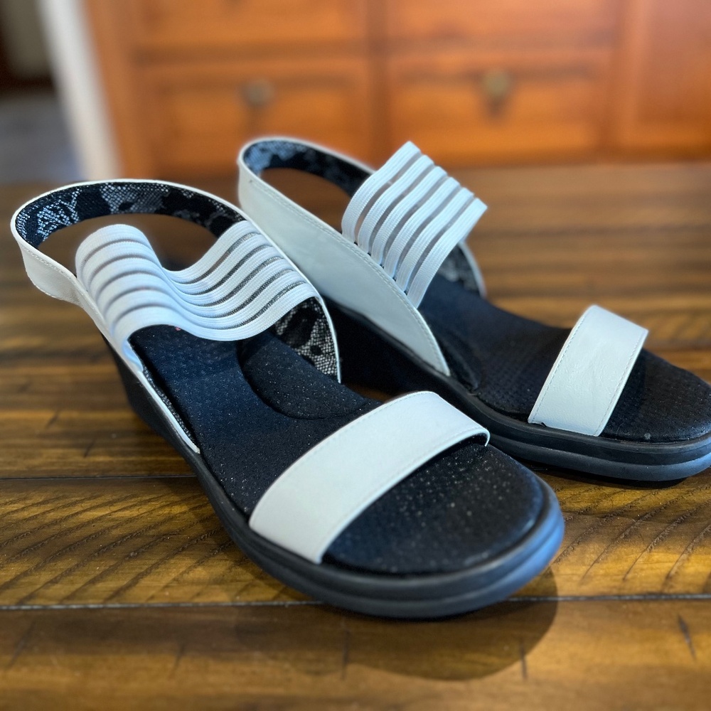 Skechers Rumblers Sci Fi Memory foam Women's Sandals Size 11